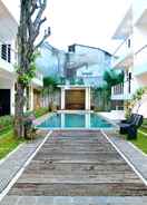 SWIMMING_POOL Ampera Avenue