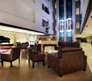 Lobby 2 ASTON Pontianak Hotel & Convention Center