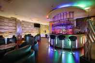 Bar, Cafe and Lounge ASTON Pontianak Hotel & Convention Center