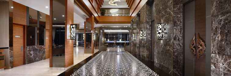 Lobby Harper Malioboro Yogyakarta by ASTON