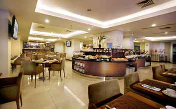 Restaurant 4 ASTON Pluit Hotel & Residence