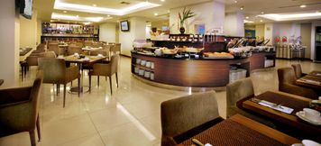 Restaurant 3 Aston Pluit Hotel & Residence