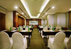 Bar, Cafe and Lounge 7 Aston Pluit Hotel & Residence