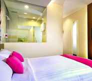 Bedroom 3 favehotel MEX Tunjungan Surabaya
