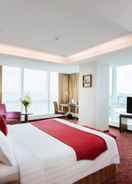 BEDROOM The Alana Surabaya