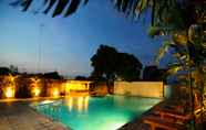 Swimming Pool 5 favehotel Rembang