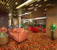 บาร์ คาเฟ่ และเลานจ์ 6 ASTON Madiun Hotel & Conference Center