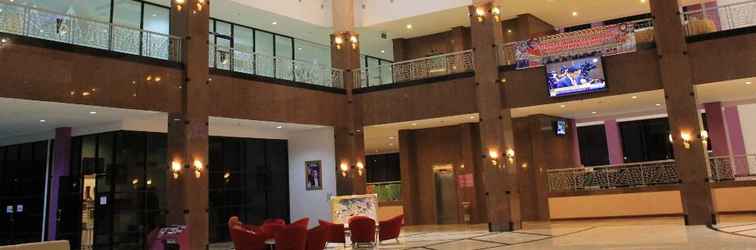 Lobby Kyriad Hotel Sadurengas Paser