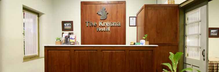 ล็อบบี้ The Kresna Hotel