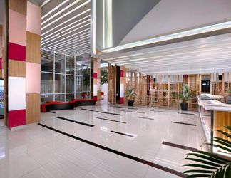 Lobby 2 favehotel Palembang