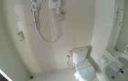 In-room Bathroom 3 Citismart Hotel BSD