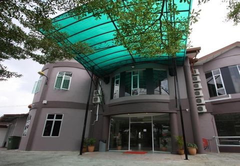 Exterior Place2Stay @ Kenyalang
