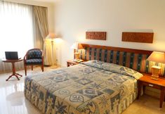 Kamar Tidur 4 Resor Tuban Tropis