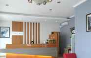 Lobi 4 Place2Stay @ RH Plaza Hotel