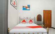 Lobi 6 Tjahaja Baroe Homestay