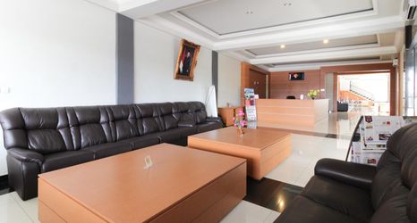 ロビー 2 Raja Residence Jambi