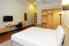 寝室 Raja Residence Jambi