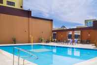 Swimming Pool Hotel Grand Continental Kuantan