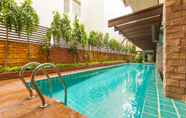 Swimming Pool 6 Aspen Suites Hotel Sukhumvit 2 Bangkok 
