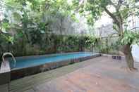 Kolam Renang Pejaten Valley Residence