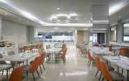 Restoran 6 ASTON Manado Hotel