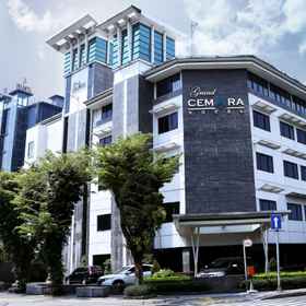 Exterior / Building 1 Grand Cemara Hotel, Whiz Hotel Cikini Jakarta Hotels