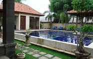 Swimming Pool 7 Pondok Baruna Garden