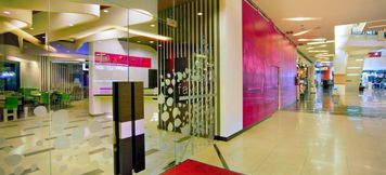 Lobby 2 favehotel Pluit Junction