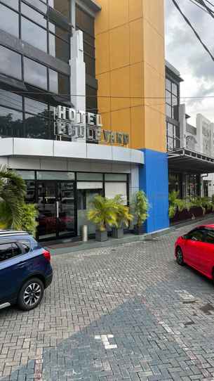 Boulevard Hotel Ternate, Rp 452.746