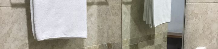 In-room Bathroom 4 Ternate City Hotel