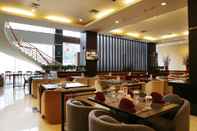 Bar, Kafe dan Lounge ASTON Jayapura Hotel & Convention Center