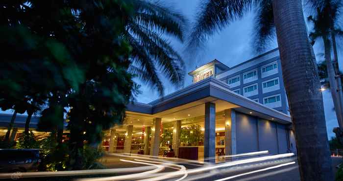 Luar Bangunan Istana Nelayan Hotel