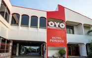 ภายนอกอาคาร 2 OYO 1238 Hotel Perdana Near RS Bethesda