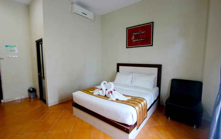 Yasmin Hotel & Restaurant Bangka Barat - Deluxe Queen