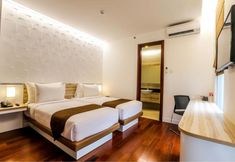 Bedroom 5 THE ALIMAR HOTEL , Malang Pasar Besar , near Alun Alun , Pusat Bisnis Kuliner , Kantor Pos , Kampung Warna Warni