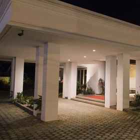 Exterior / Building 1 Hotel GM253, Jember Hotels