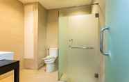 Phòng tắm bên trong 7 Hotel Buana Lestari
