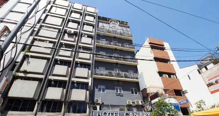 Bangunan Canary Hotel