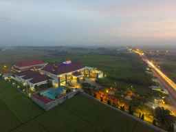 Hotel Regina , Rp 658.665