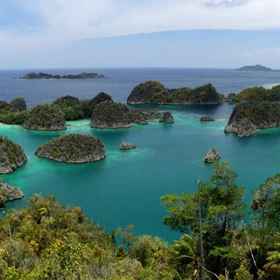Kakatua Hostel 8, Hotel Pasir Timbul Raja Ampat
