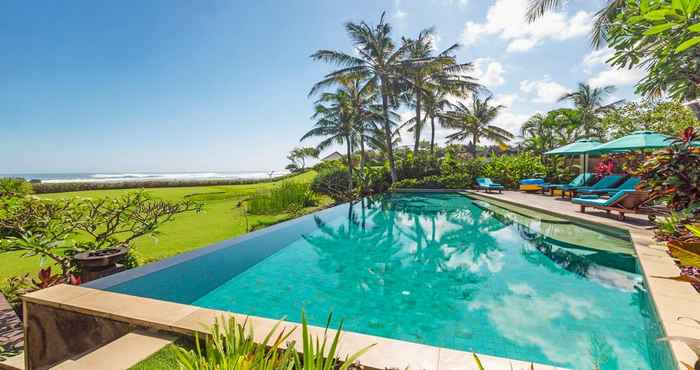 Kolam Renang Villa Tanju Bali