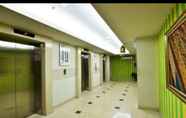 Lobby 4 Arka Room Syariah at Kalibata City Apartment