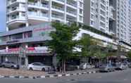 Atraksi di Area Sekitar 5 Apple 1 Hotel Queensbay