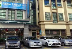Exterior 3 Apple 1 Hotel Queensbay