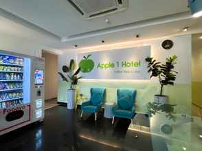 Lobi 4 Apple 1 Hotel Queensbay