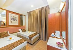 Bedroom 6 Hotel 81 Geylang