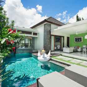 Swimming Pool 1 Royal Samaja Villas, Seminyak Square Hotels