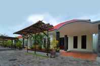 Bangunan Alamanda Town House