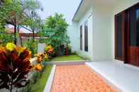 Lobi Alamanda Town House