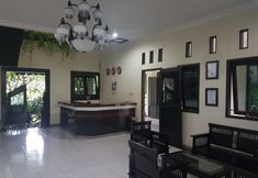 ล็อบบี้ 7 Hotel Ngawi Indah